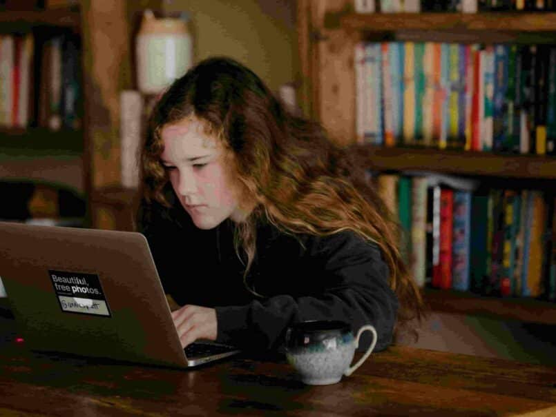 Should Parents Limit Screen Time?